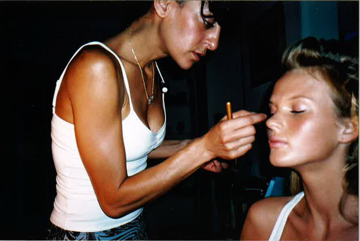 anne-v-2005-rookie-bts-3.jpg